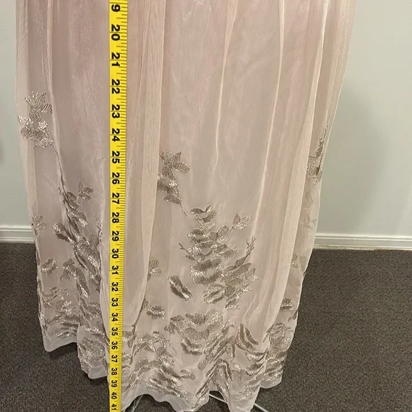 NWOT JESSICA HOWARD CHAMPAGNE FORMAL DRESS,  SIZE 8 - Picture 6 of 9